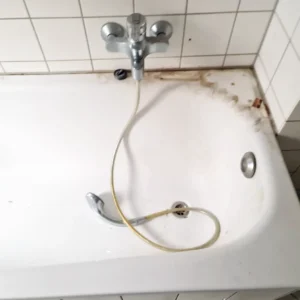 Grundreinigung Vorher Badewanne